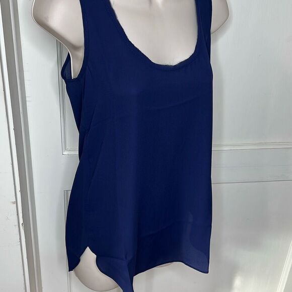 Krisa Tunic Tank Top in Night Blue NWT Size XSmall - Picture 2 of 6
